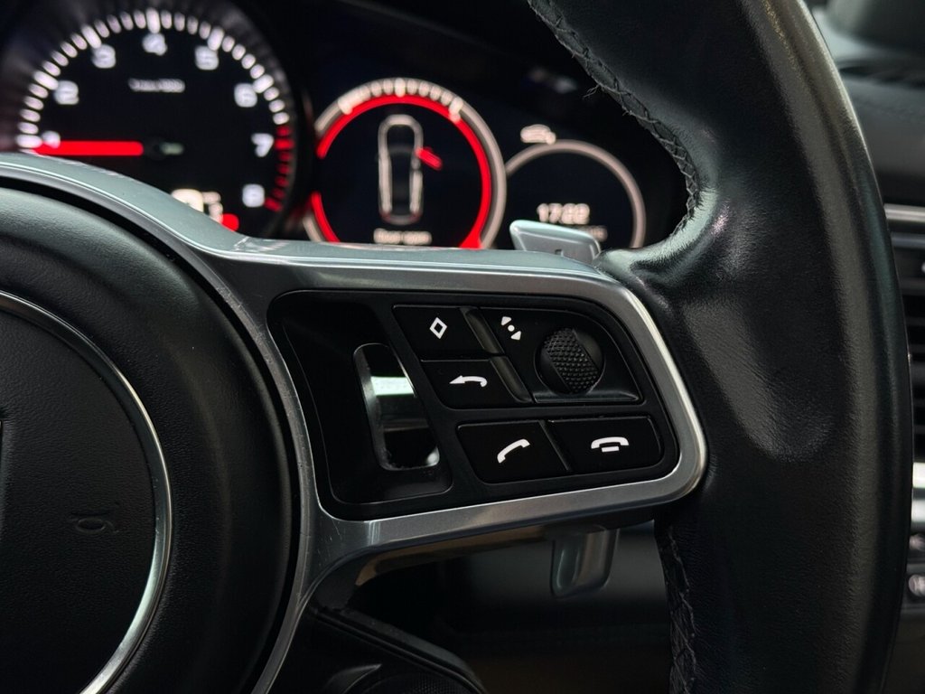 Used Porsche Panamera 2018 for sale - 76080761: Photo 20