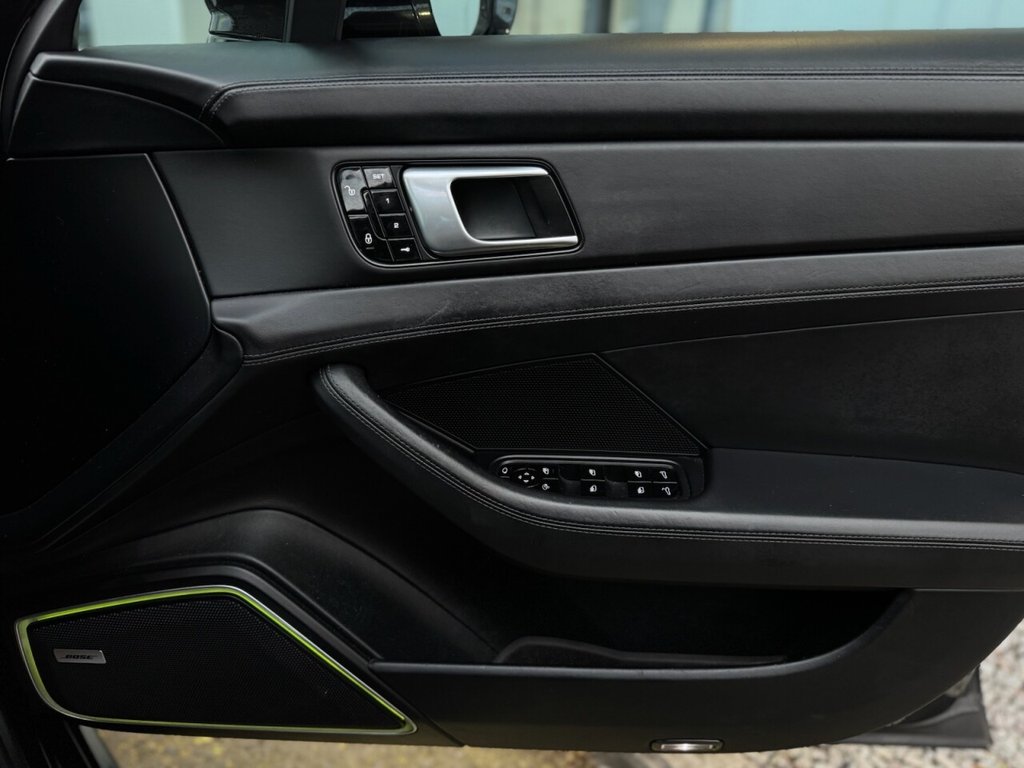 Used Porsche Panamera 2018 for sale - 76080761: Photo 27