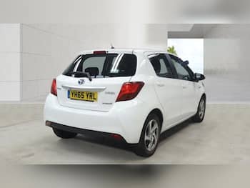 Used Toyota Yaris 2015 for sale - 79678274: Photo
