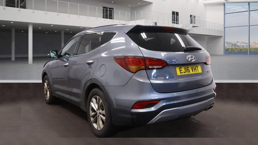 Used Hyundai Santa Fe 2016 for sale - 77293250: Photo 9