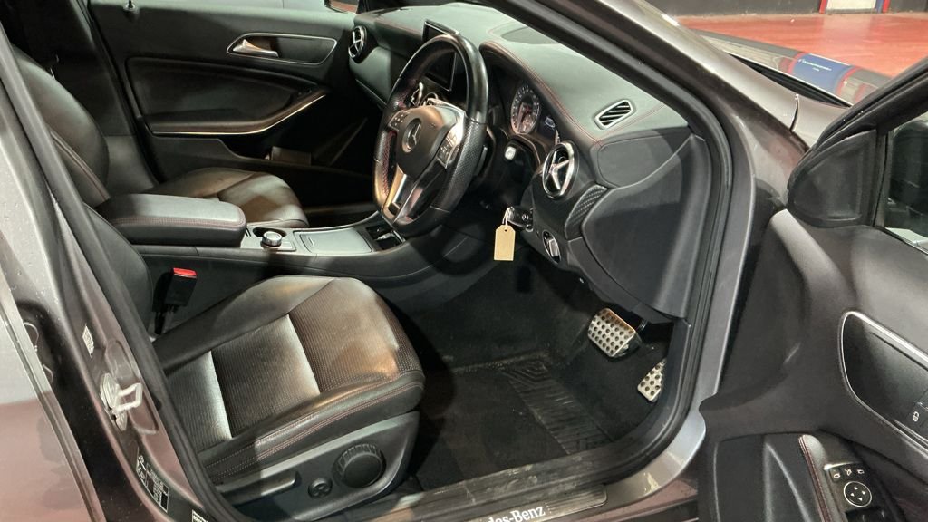 Used Mercedes-Benz A-Class 2014 for sale - 77539659: Photo 16