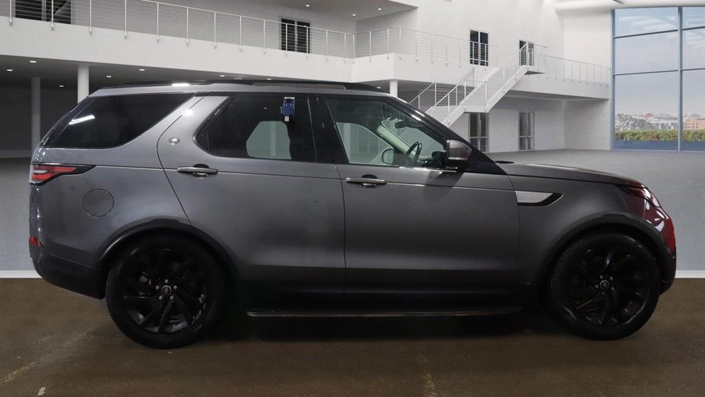 Used Land Rover Discovery 2017 for sale - 76927566: Photo 15
