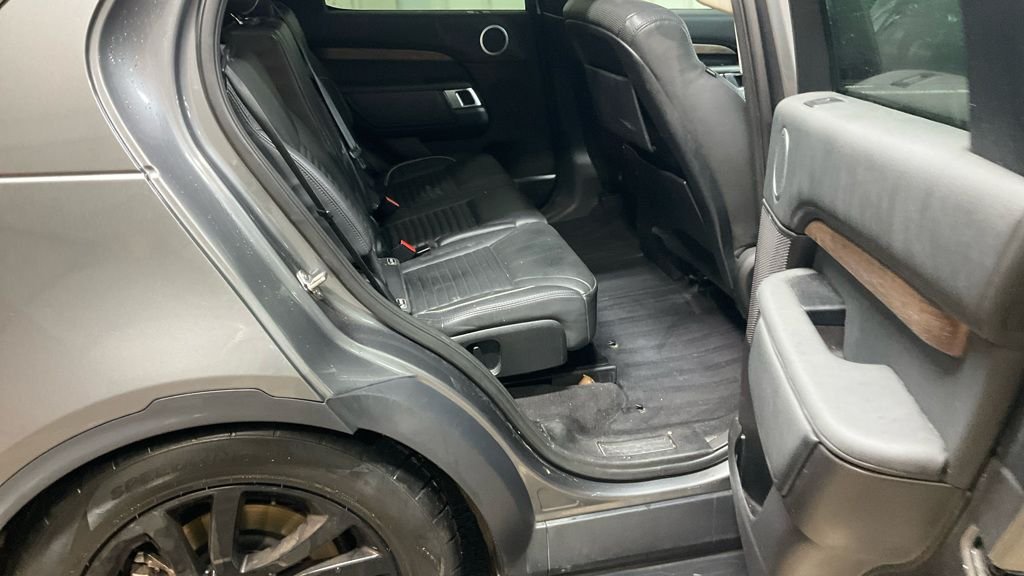 Used Land Rover Discovery 2017 for sale - 76927566: Photo 18