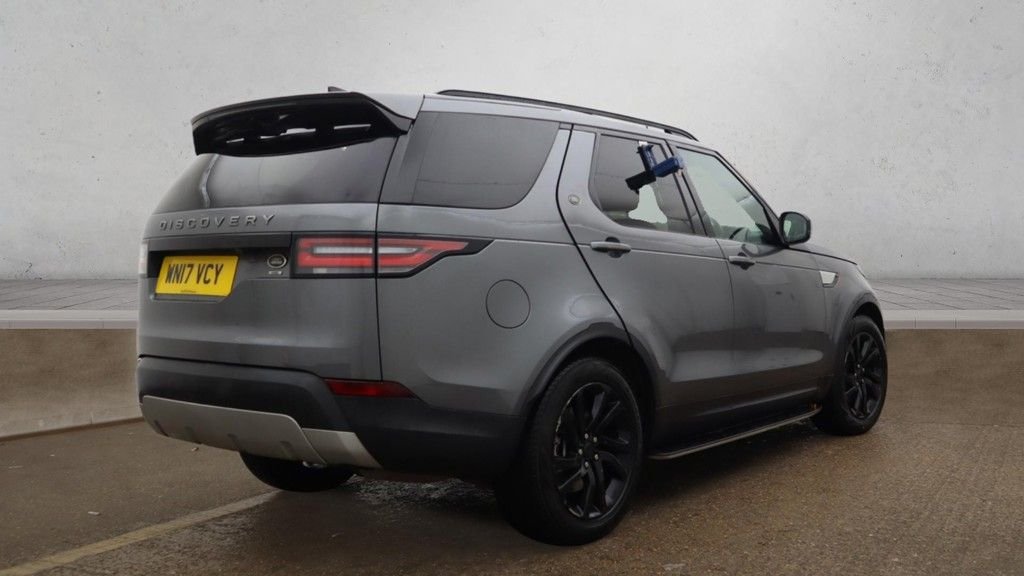 Used Land Rover Discovery 2017 for sale - 76927566: Photo 4