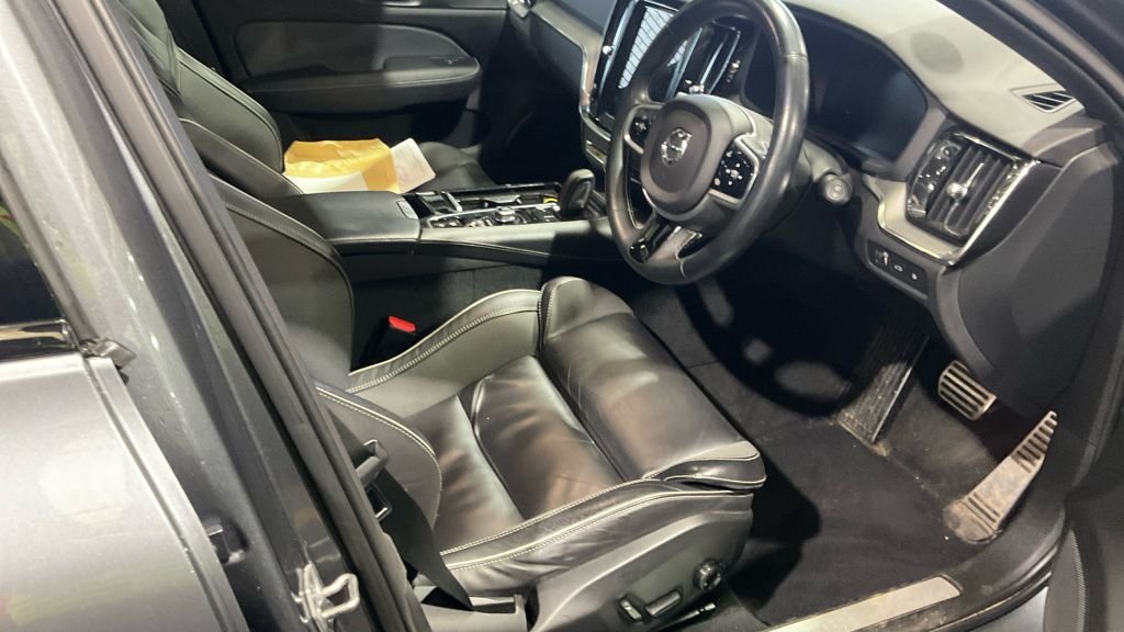 Used Volvo V60 2021 for sale - 77520963: Photo 9