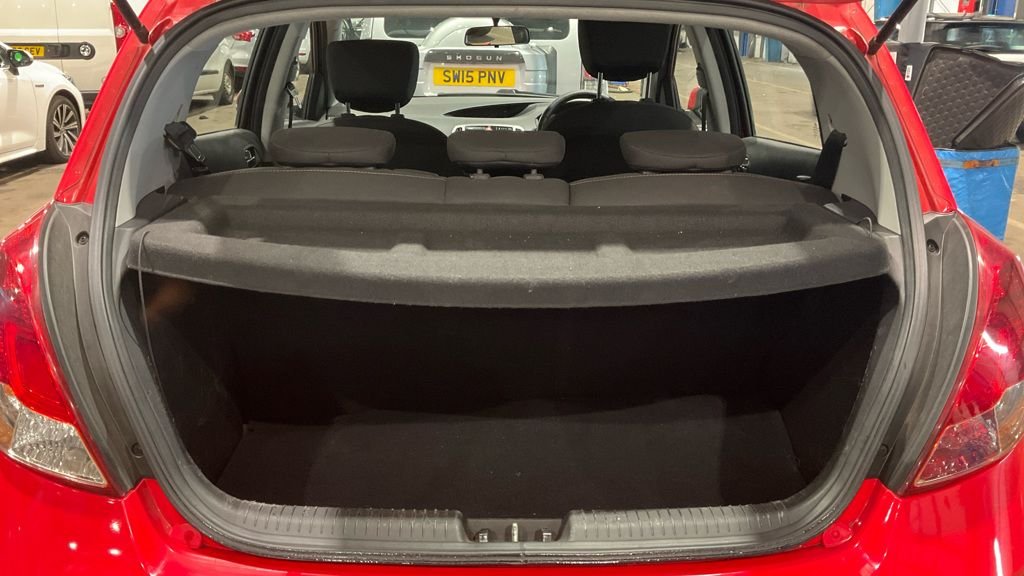 Used Hyundai i20 2014 for sale - 77893719: Photo 19