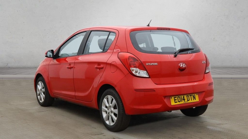 Used Hyundai i20 2014 for sale - 77893719: Photo 3