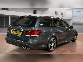 Used Mercedes-Benz E Class 2016 for sale - 77383573: Photo