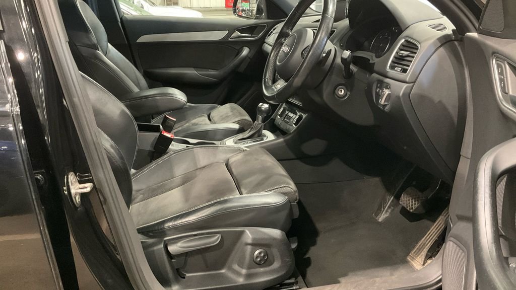 Used Audi Q3 2016 for sale - 77668749: Photo 11