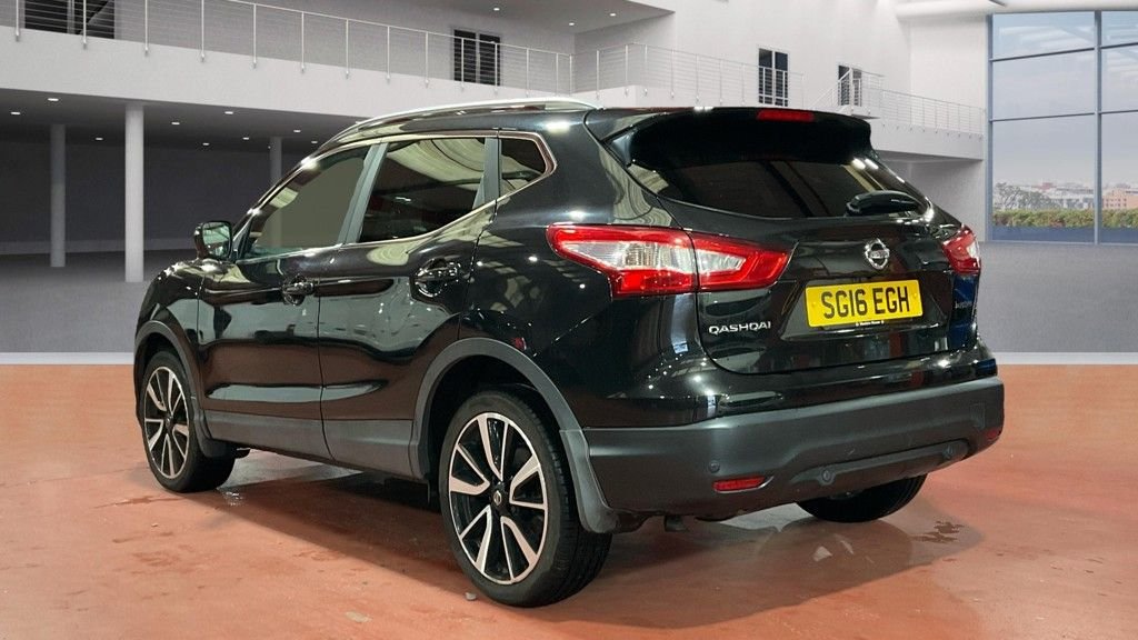 Used Nissan Qashqai 2016 for sale - 76788038: Photo 3