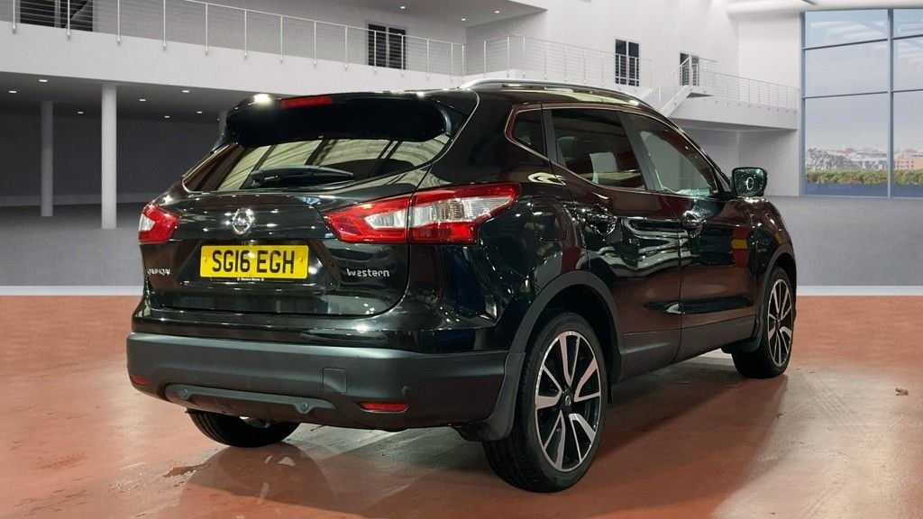 Used Nissan Qashqai 2016 for sale - 76788038: Photo 4