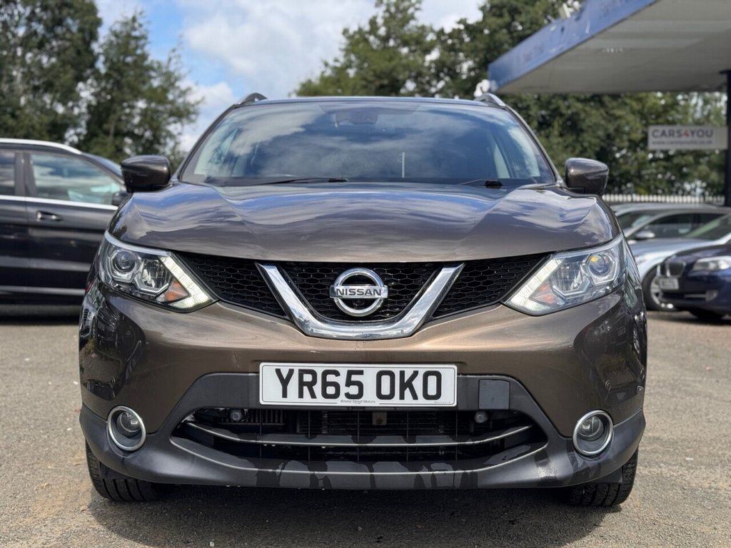 Used Nissan Qashqai 2015 for sale - 78167045: Photo 2