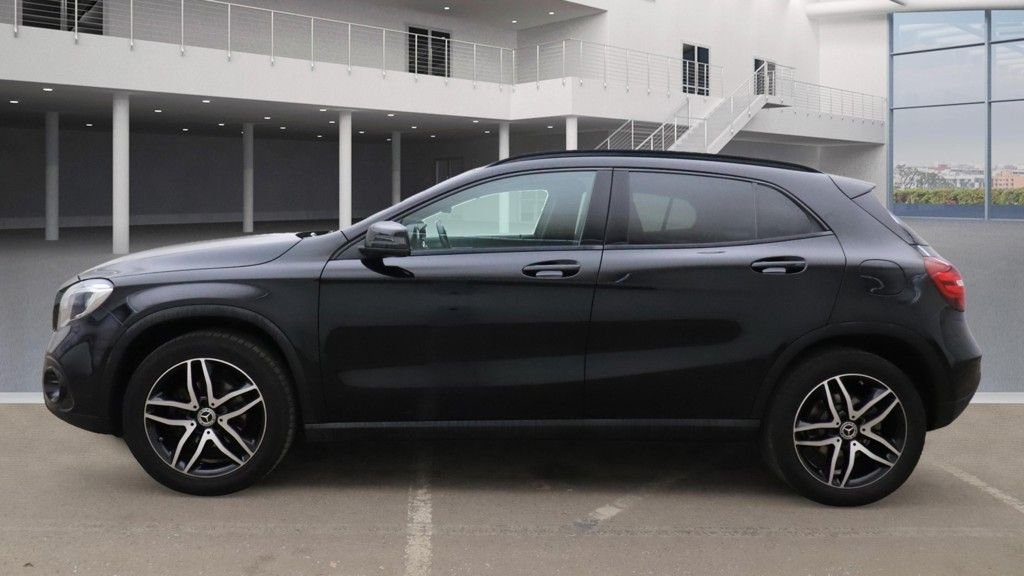 Used Mercedes-Benz GLA 2019 for sale - 77394393: Photo 6