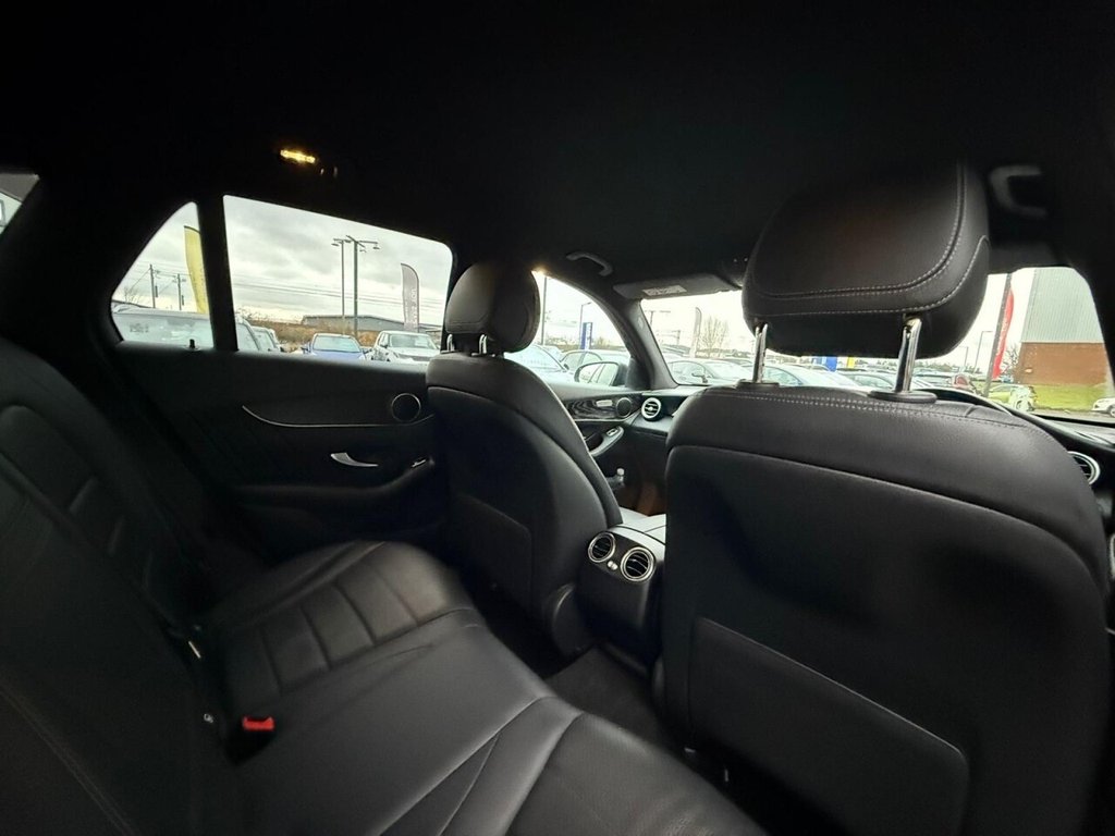 Used Mercedes-Benz GLC 2019 for sale - 76731217: Photo 18