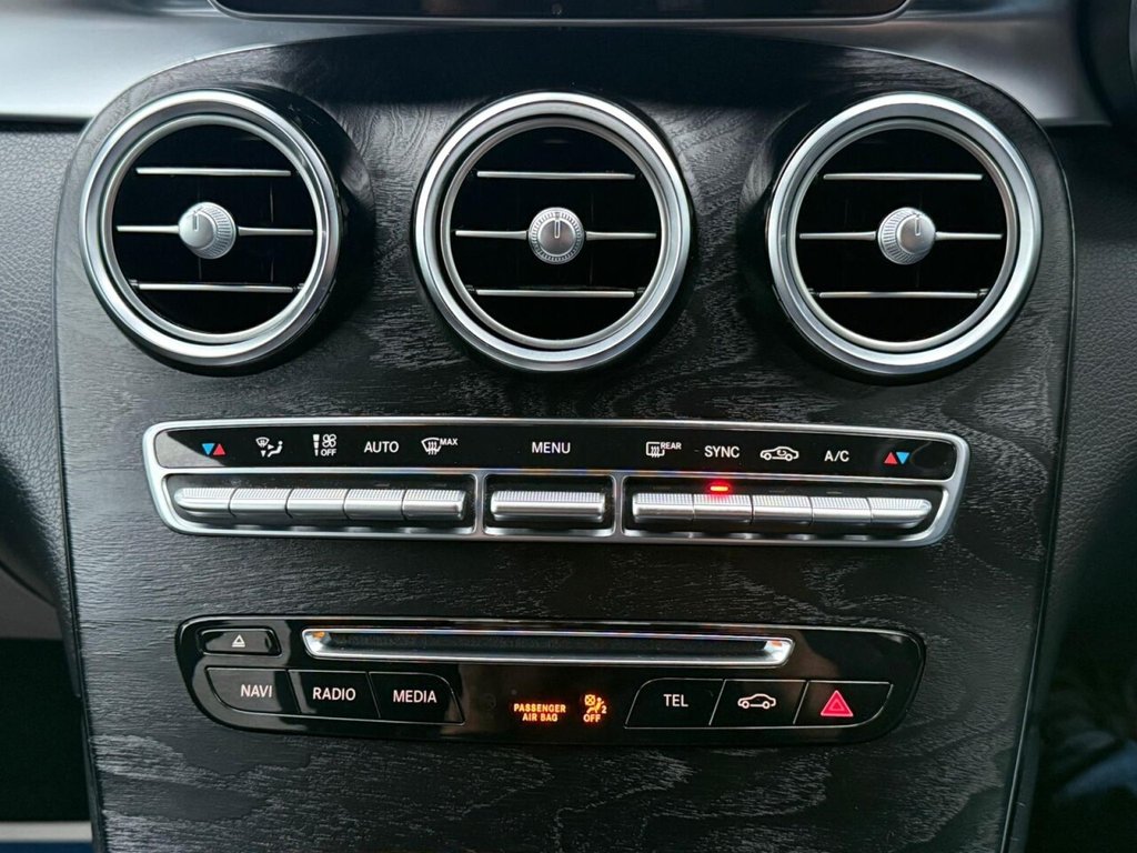 Used Mercedes-Benz GLC 2019 for sale - 76731217: Photo 25