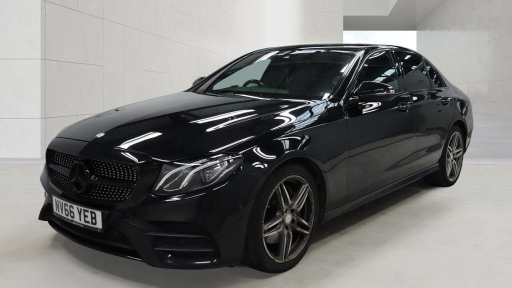 Used Mercedes-Benz E Class 2016 for sale - 78215810: Photo 2