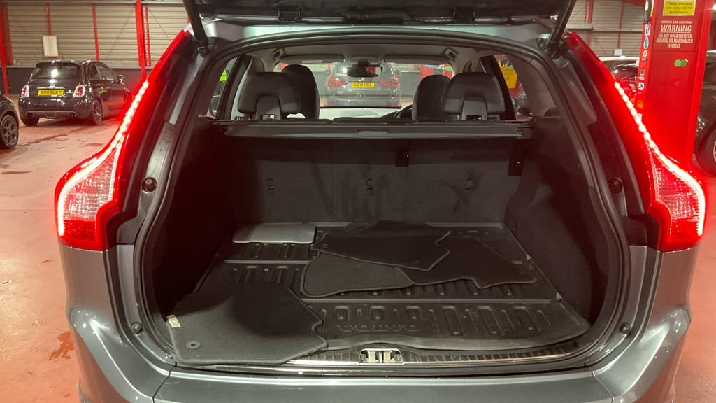 Used Volvo XC60 2016 for sale - 76593471: Photo 13