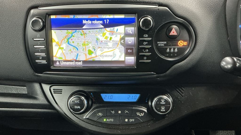 Used Toyota Yaris 2019 for sale - 77995294: Photo 23