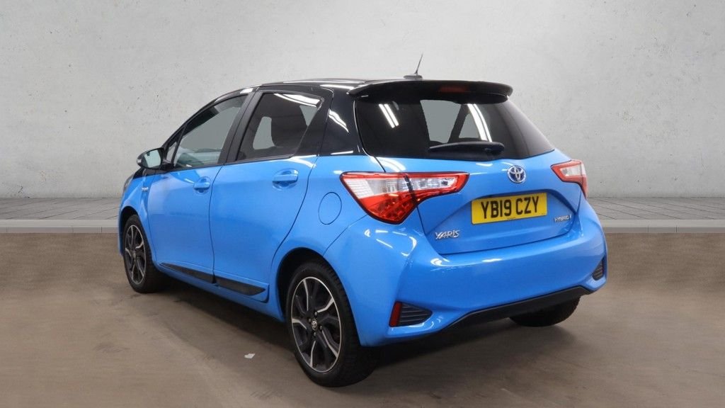 Used Toyota Yaris 2019 for sale - 77995294: Photo 3