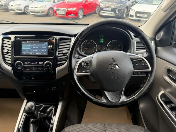 Used Mitsubishi L200 2017 for sale - 76202972: Photo 11
