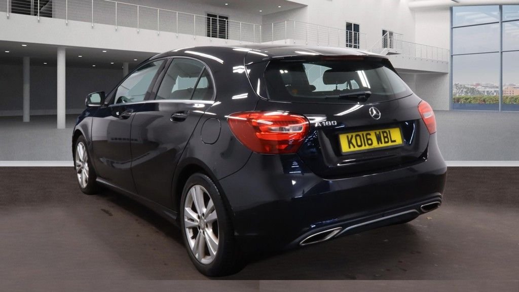 Used Mercedes-Benz A-Class 2016 for sale - 76803730: Photo 3