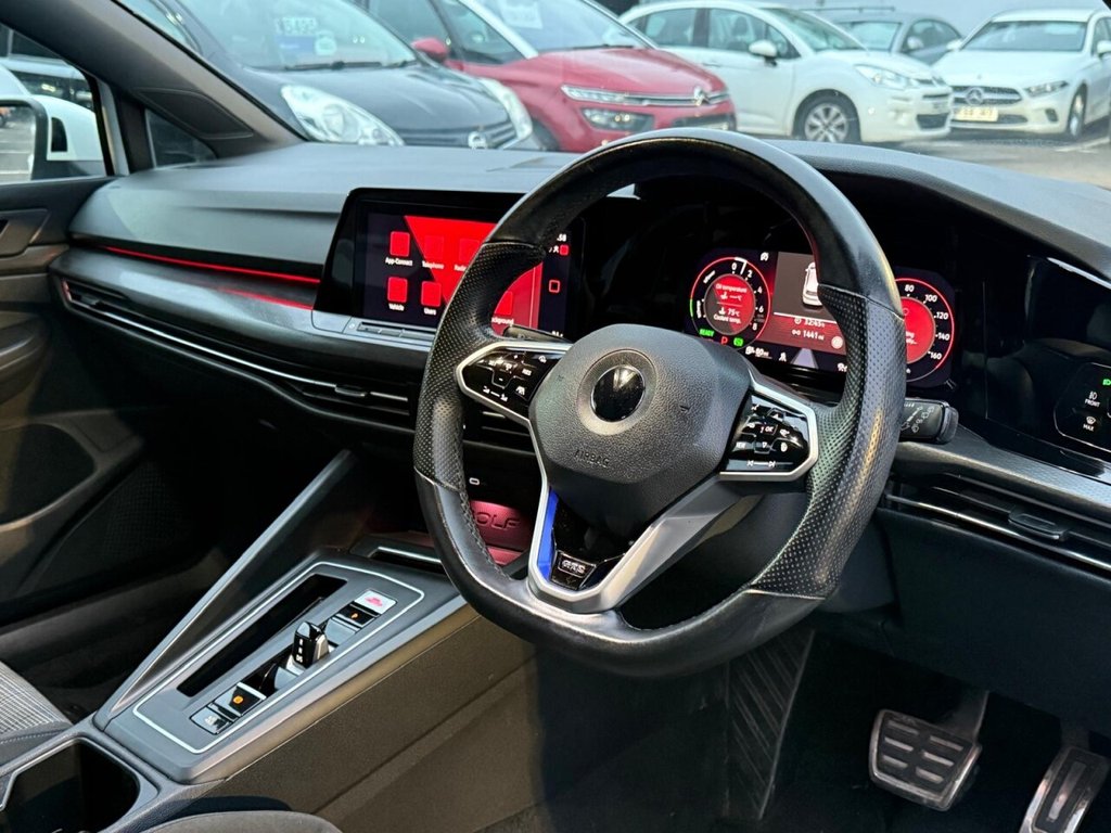 Used Volkswagen Golf 2021 for sale - 76848377: Photo 8