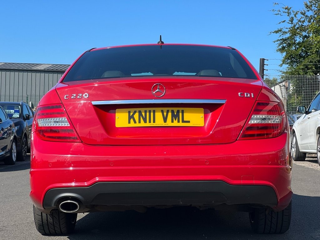 Used Mercedes-Benz C Class 2011 for sale - 76496027: Photo 4