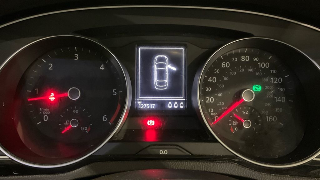 Used Volkswagen Passat 2016 for sale - 77218516: Photo 22