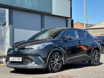 Used Toyota C-HR 2017 for sale - 79334117: Photo