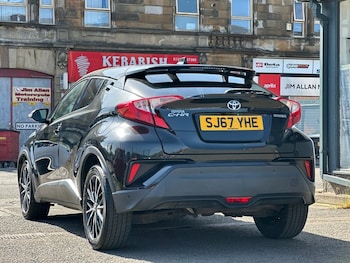 Used Toyota C-HR 2017 for sale - 79334117: Photo