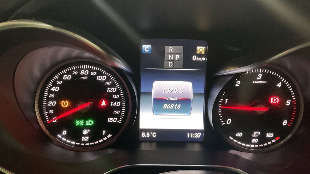 Used Mercedes-Benz GLC 2019 for sale - 76953986: Photo 16