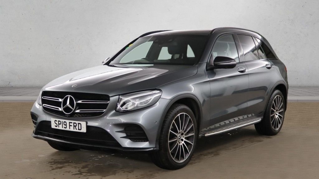 Used Mercedes-Benz GLC 2019 for sale - 76953986: Photo 2