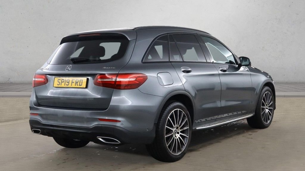 Used Mercedes-Benz GLC 2019 for sale - 76953986: Photo 4