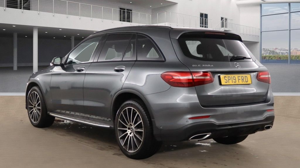 Used Mercedes-Benz GLC 2019 for sale - 76953986: Photo 9