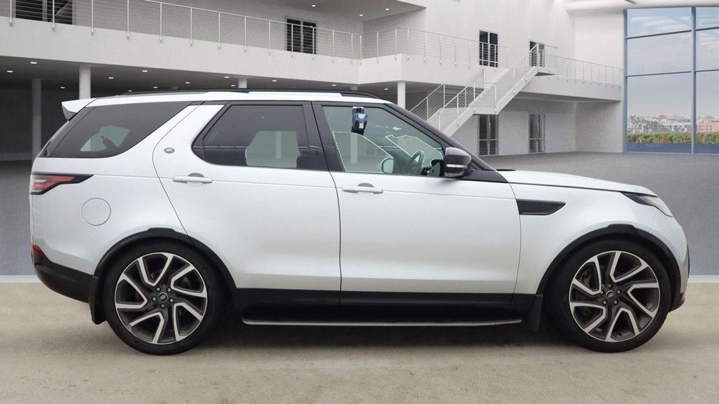 Used Land Rover Discovery 2019 for sale - 76048310: Photo 5