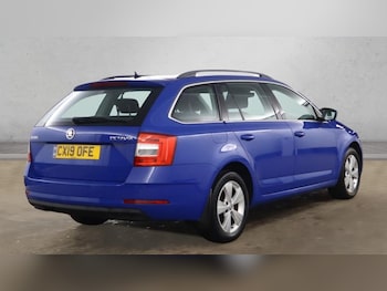 Used Skoda Octavia 2019 for sale - 78022084: Photo