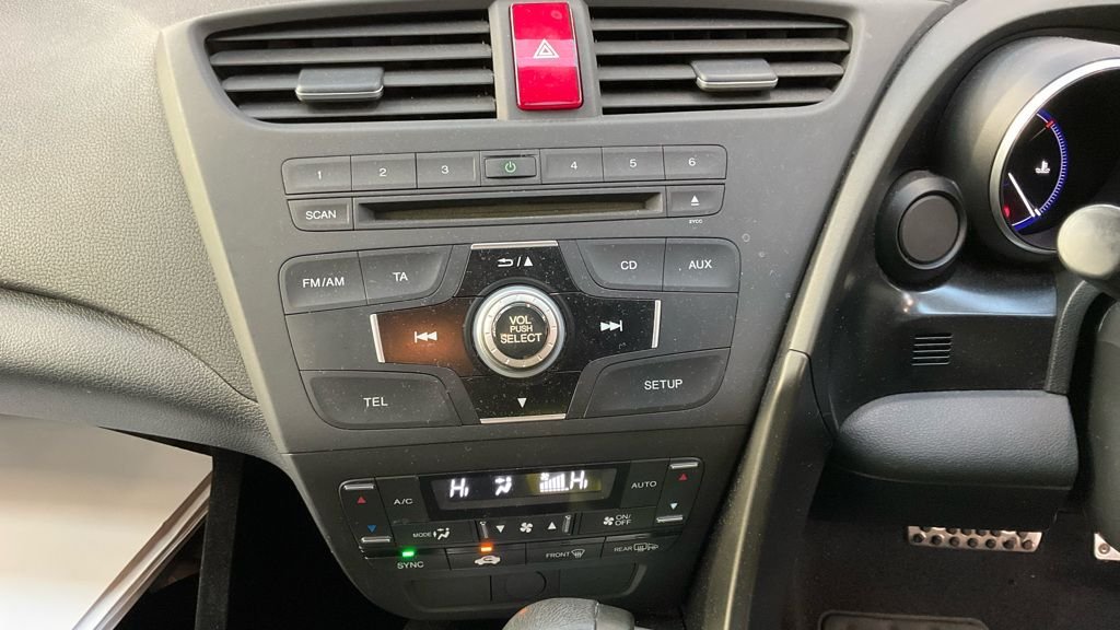 Used Honda Civic 2013 for sale - 76731205: Photo 23