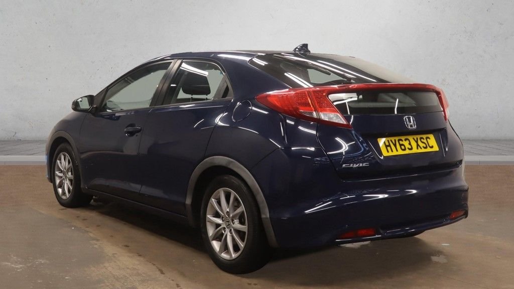 Used Honda Civic 2013 for sale - 76731205: Photo 3