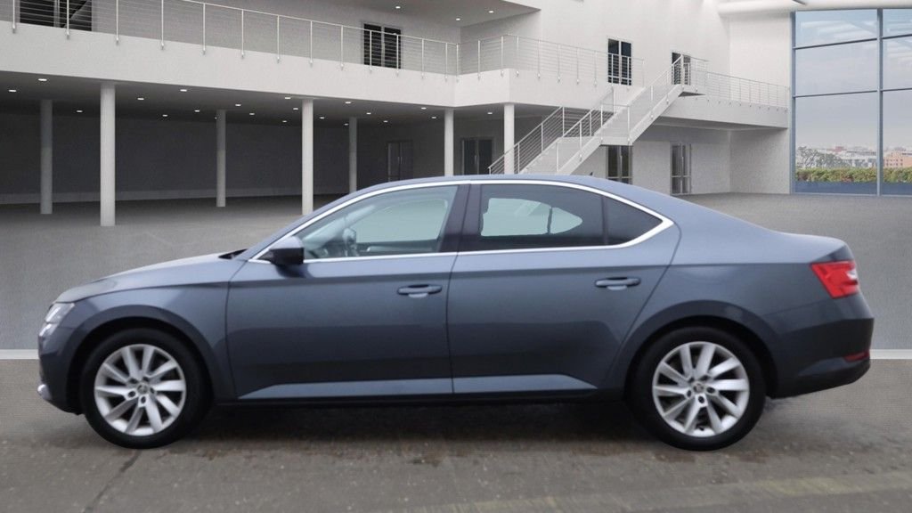 Used Skoda Superb 2021 for sale - 77089339: Photo 7