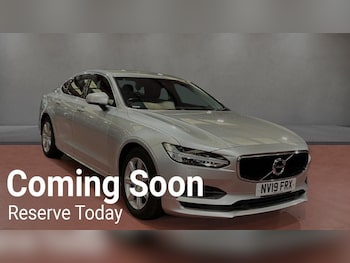 2019 (19) - 2.0 D4 Momentum 4dr Geartronic