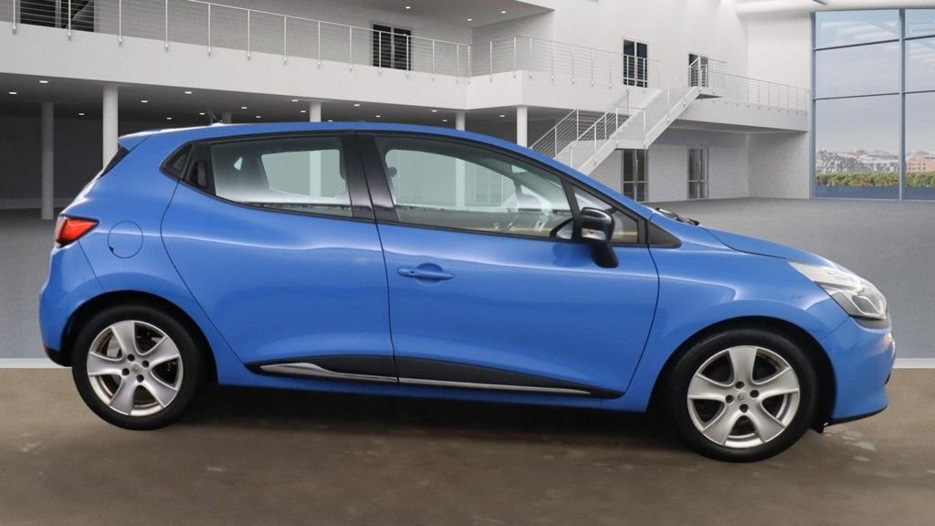Used Renault Clio 2015 for sale - 77218578: Photo 17