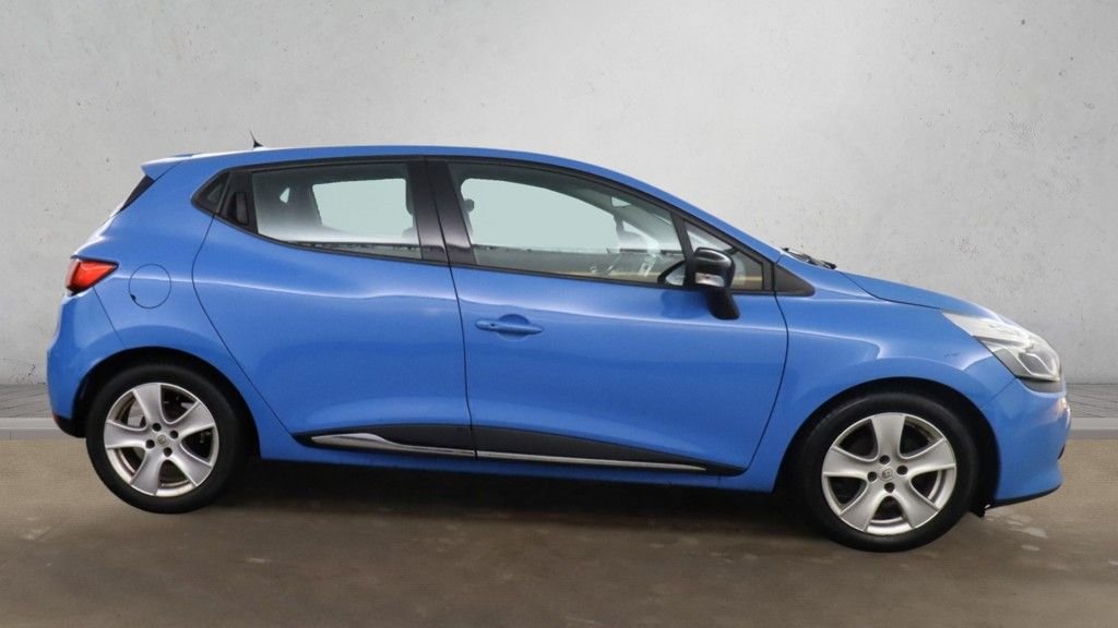 Used Renault Clio 2015 for sale - 77218578: Photo 5