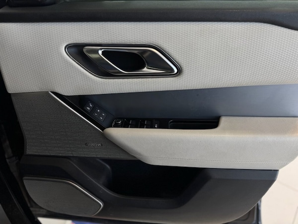 Used Land Rover Range Rover Velar 2018 for sale - 74529801: Photo 20