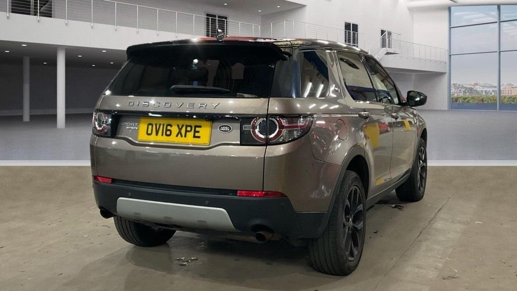 Used Land Rover Discovery Sport 2016 for sale - 77748954: Photo 4