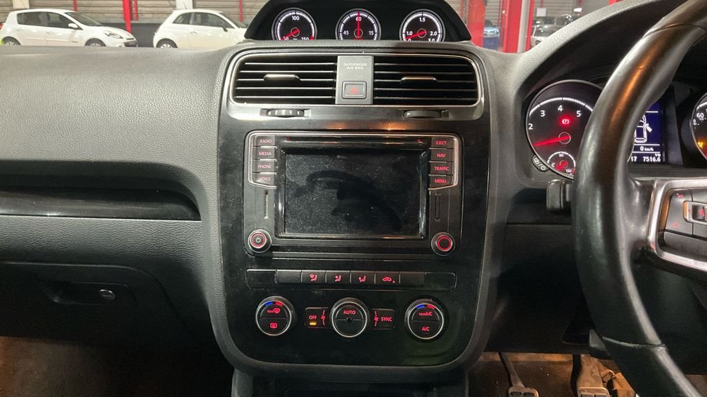 Used Volkswagen Scirocco 2016 for sale - 77983018: Photo 17