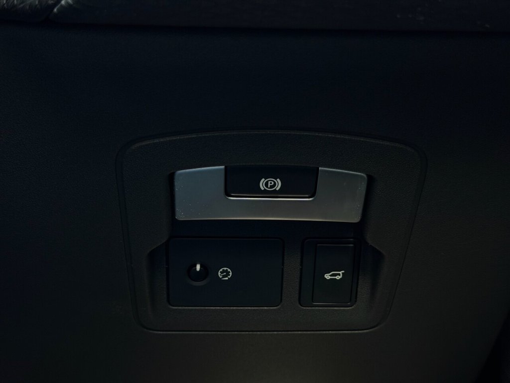 Used Land Rover Range Rover Velar 2017 for sale - 77089419: Photo 18