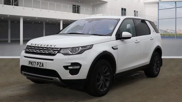 Used Land Rover Discovery Sport 2017 for sale - 76176155: Photo 2
