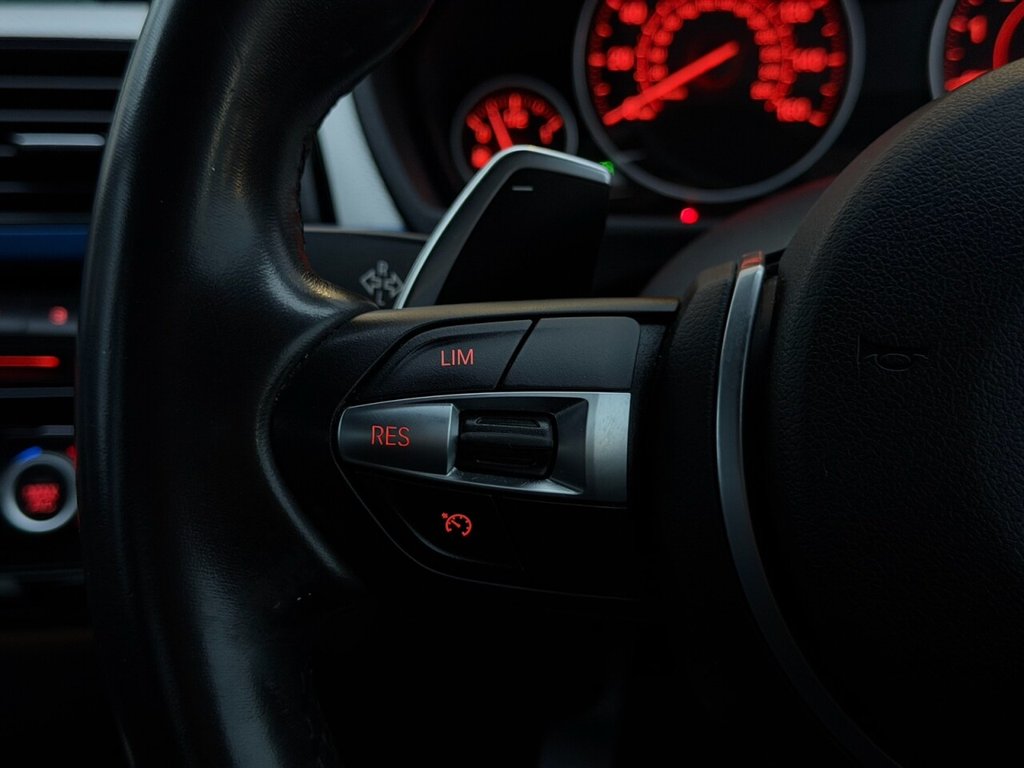 Used BMW 3 Series 2018 for sale - 77719616: Photo 12