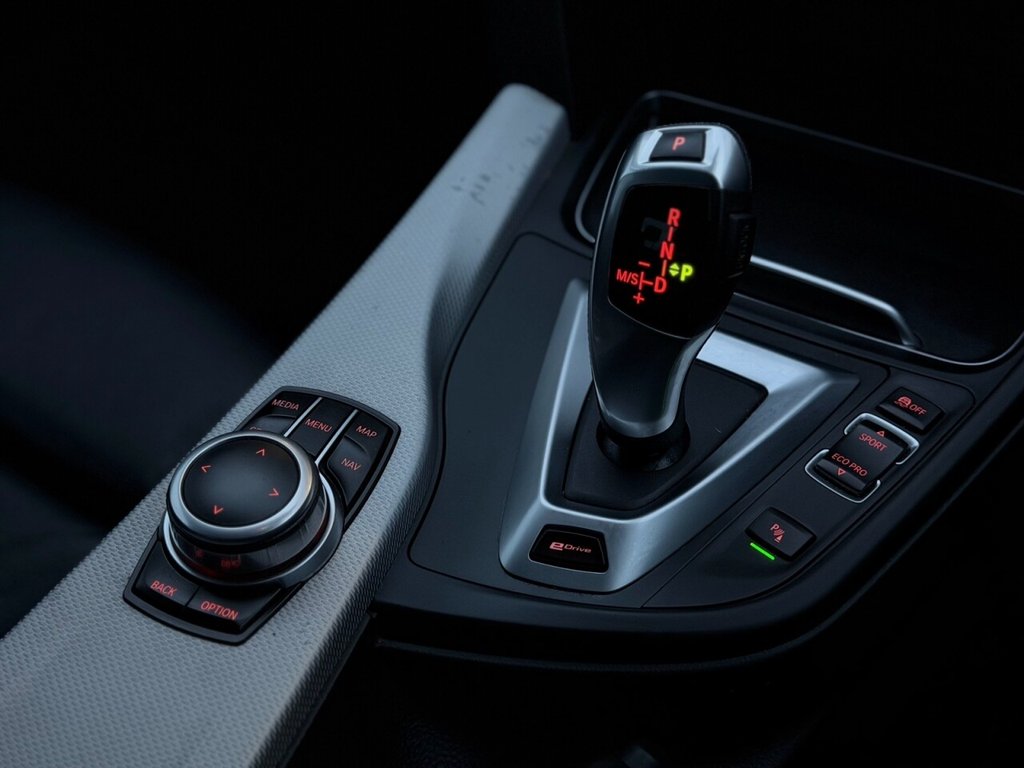 Used BMW 3 Series 2018 for sale - 77719616: Photo 17