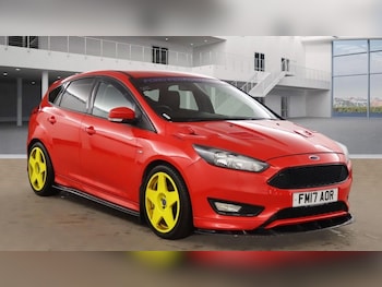 Used Ford Focus 2017 for sale - 76973640: Photo